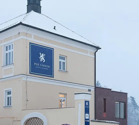 Pod Zamkem Hotel